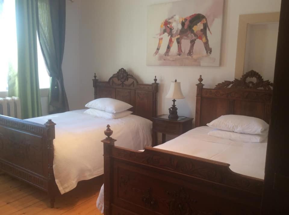 Ile De Garde B&B Шербрук Екстериор снимка