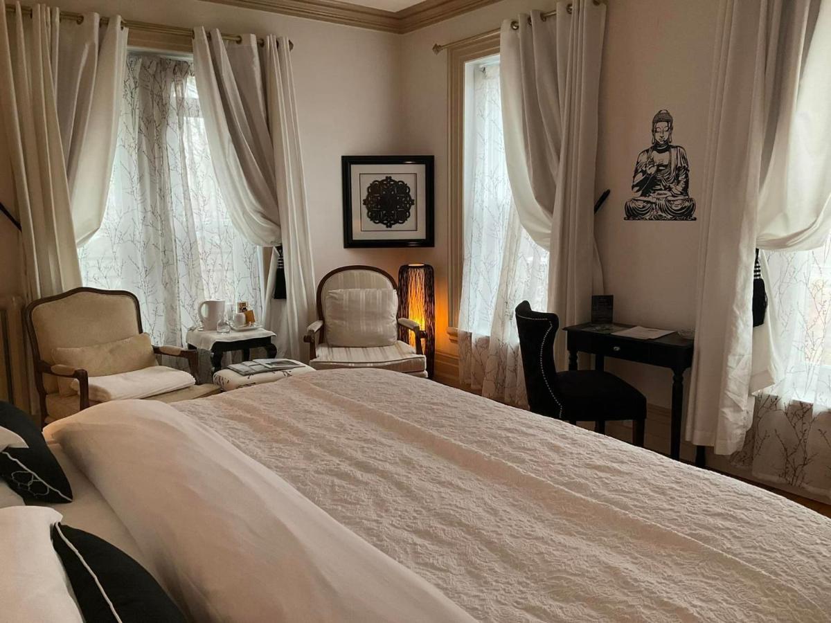 Ile De Garde B&B Шербрук Екстериор снимка