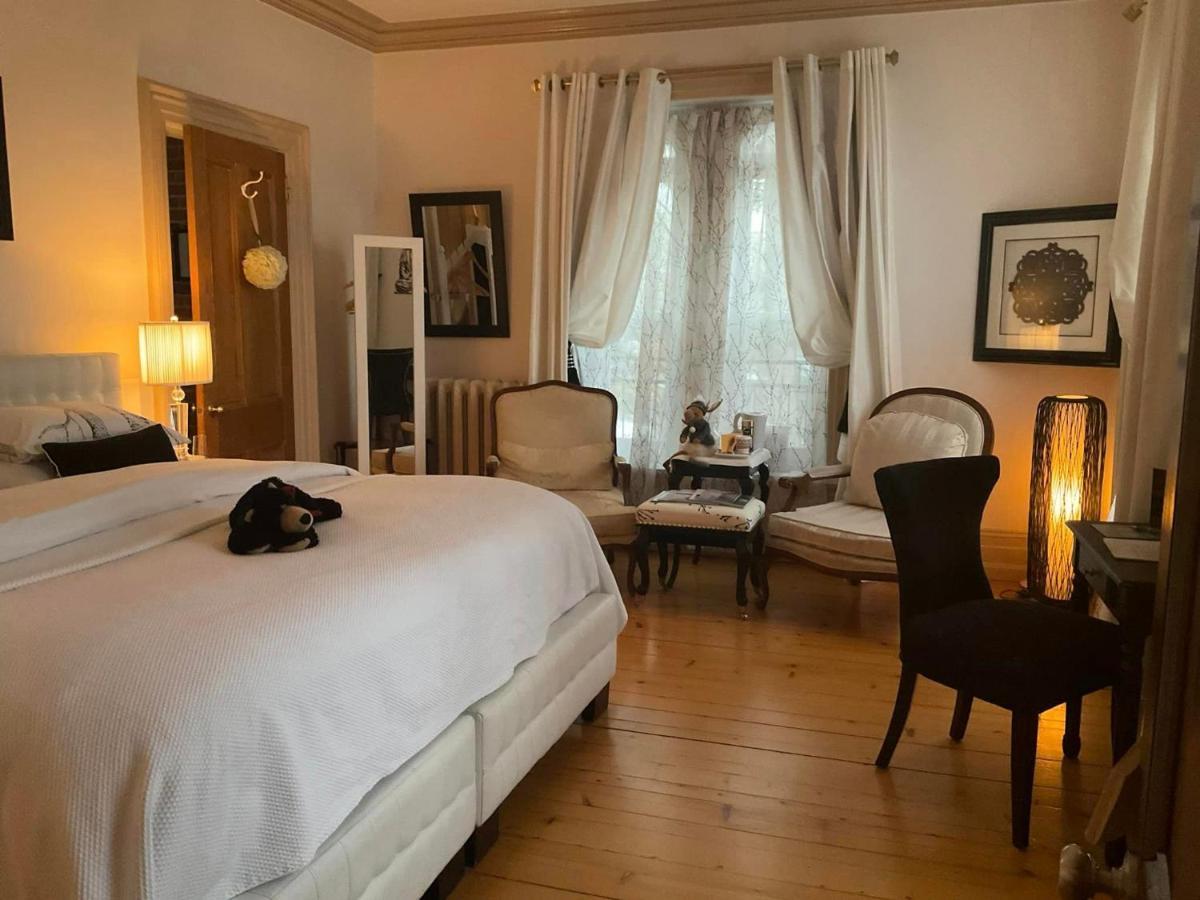 Ile De Garde B&B Шербрук Екстериор снимка