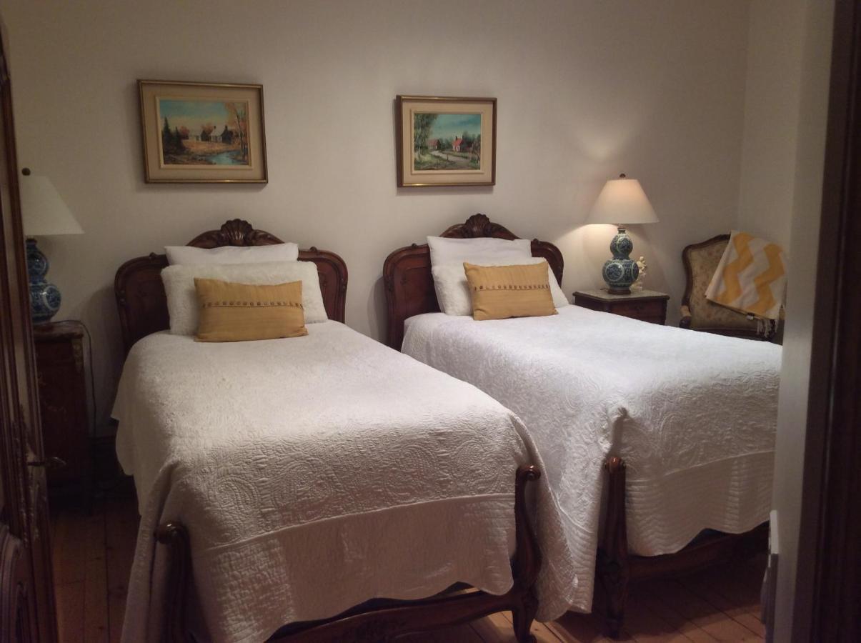 Ile De Garde B&B Шербрук Екстериор снимка